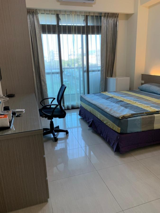 Emerald Diamond Building 1 Zhunan Екстериор снимка